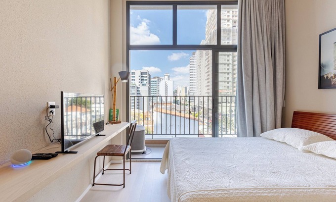 Perdizes Apartment | Casa Perdizes is located in Perdizes, a 5-7 minute walk from Allianz Park.
