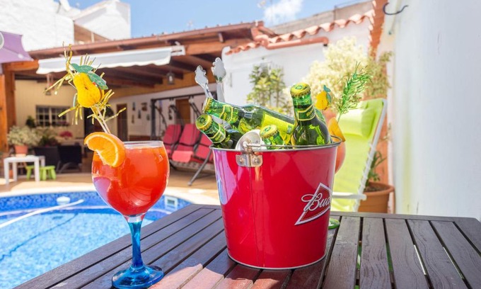 Teror House | Casa Pilar con piscina