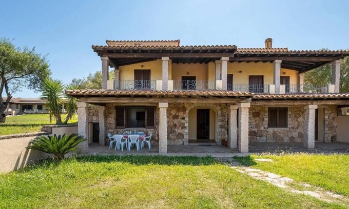 Siniscola Apartment | Casa Pompia 4 - Two Bedroom Apartment, Sleeps 4