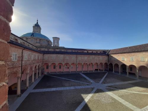 Vicoforte Hotel | Casa REGINA MONTIS REGALIS
