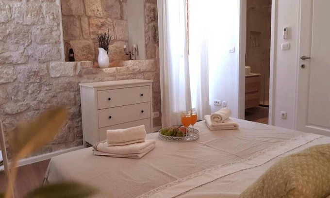 Vis House | Casa Ruben