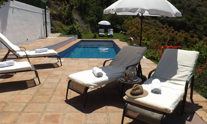 Competa Other | Casa rural rodeada de arboles frutales con piscinas privadas y wifi