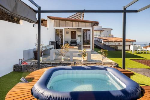 Sauzal House | Casa Senderos del Norte