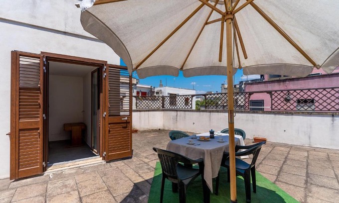 Centro Storico Apartment | Casa Settembrini by BarbarHouse