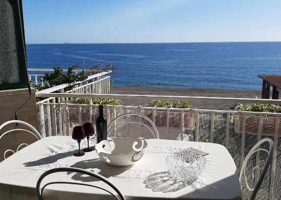 Fondachello Apartment | Casa sul mare