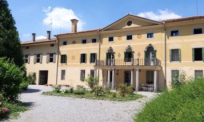 Mernico House | Casa sul Parco di Villa Rubini