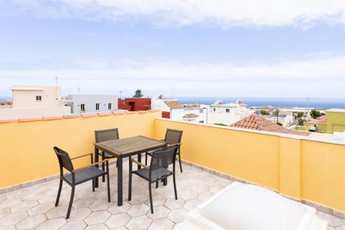 Buenavista del Norte House | Casa Totalmente Renovada en Zona muy Tranquila! Vistas al Mar y Montaña