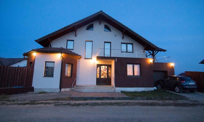 Selimbar House | Casa Tudor