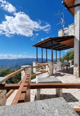 Serrone House | Casa Vacanza Le Viste Holiday home and spa