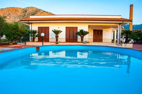 Villa Grazia di Carini House | Casa Vacanze Caruso
