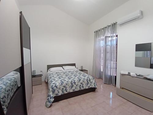 Iglesias Historic Centre House | Casa Vacanze COL DI LANA