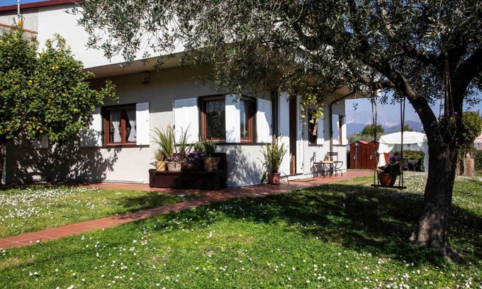 Ameglia House | Casa Vacanze Oleandri