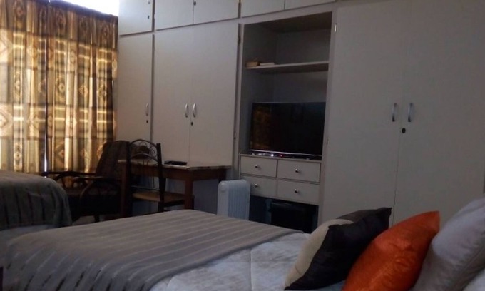 Carletonville House | Casa Villa Guest House Carletonville - Suite 4