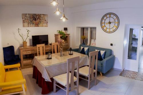 Villanueva de Cordoba House | Casa Villanueva de Córdoba