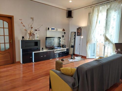 Genoa Apartment | Casa Vittoria by Holiday World