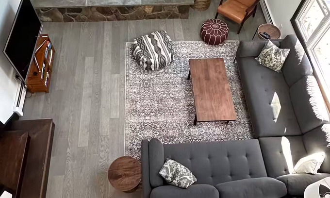 Cairo House | CasaBlanka Catskills Ski Mountain Home w/Hot Tub, Fireplace