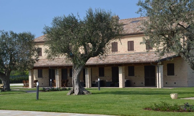 Mondolfo Apartment | Casal degli Olmi - SUNFLOWER Apartment