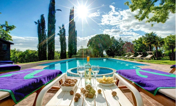 Giove Villa | Casale Le Spighe - Five Bedroom Villa, Sleeps 9