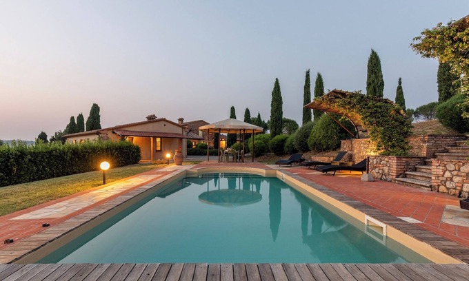 Lajatico Villa | Casale Teatro 10, Emma Villas