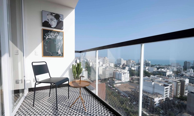 San Antonio Apartment | CasaLuz - Penthouse and Oceanviews