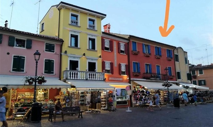 Old Town Apartment | Casamarin8