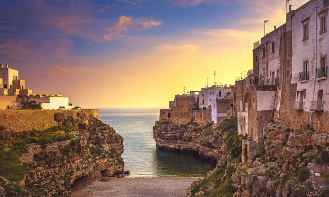 Torre Canne House | CasAmika vacation home-Apartment with panoramic terrace a stone's throw from the sea!