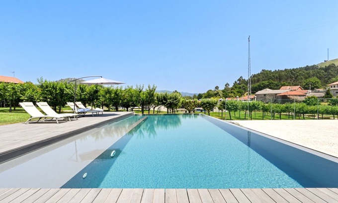 Rossas Ski Chalet | Casas D' Além 2 by Sé Apartamentos