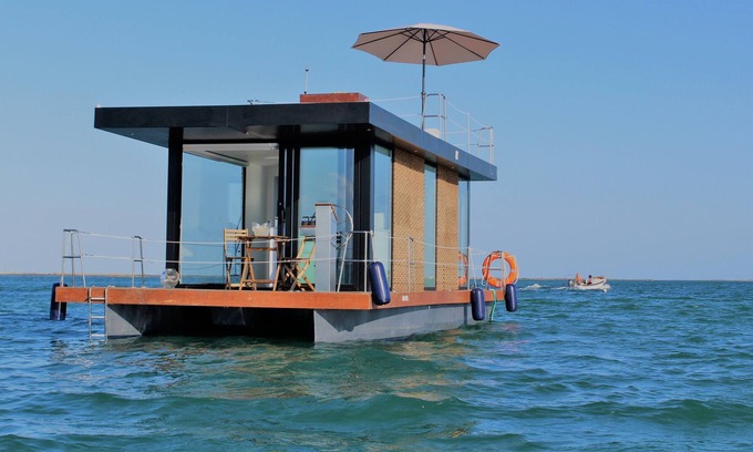 Faro Boat Rental | Casas da Ria - Houseboat in the Ria Formosa