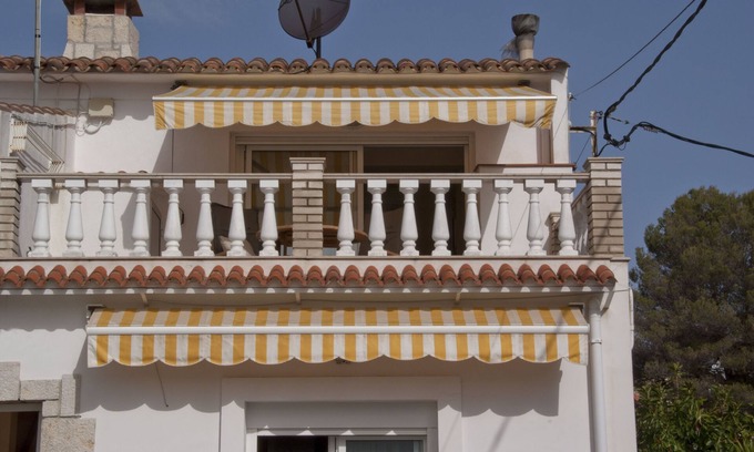 Sant Carles de la Rapita Apartment | Casas Sitori Apartment 4 in small private complex on the beach!