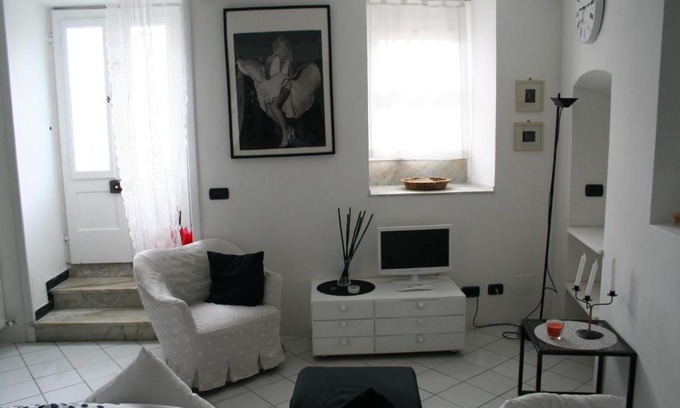 Bogliasco Apartment | Casetta bianca sul mare