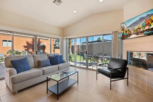 Coachella House | Casita 44456 - Resort Perks