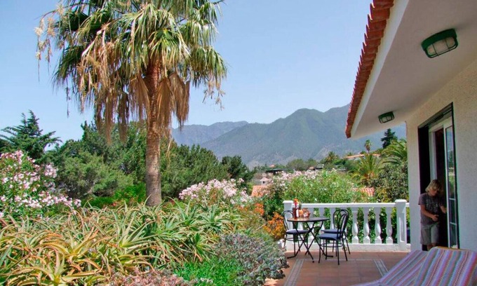 Tajuya House | Casita Vista Valle 1