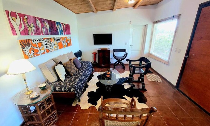 Guaymallen Villa | Casona Los Papiros tranquilidad en la naturaleza