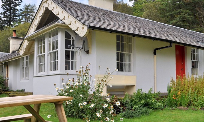 Larachbeg Cottage | Castle Cottage 2 – Charm & Modern Comfort, Ardtornish Estate, West Highlands