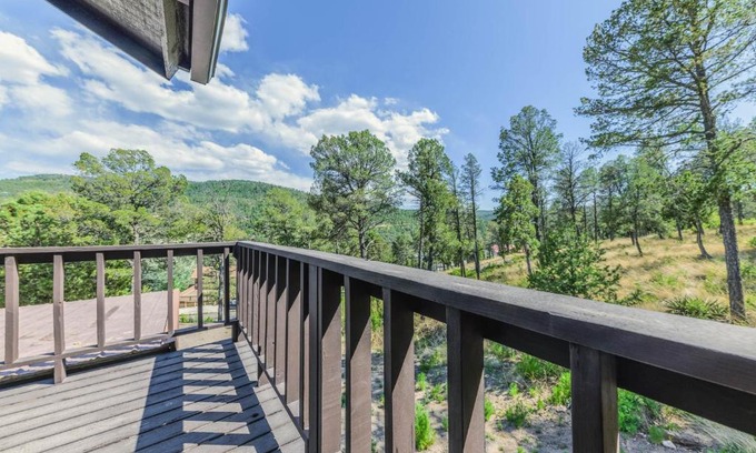 Ruidoso House | Castle House