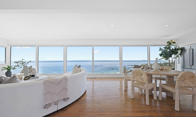 South Laguna House | Catalina Ocean View- Walk to Laguna Beach - View from Every Room and Floor