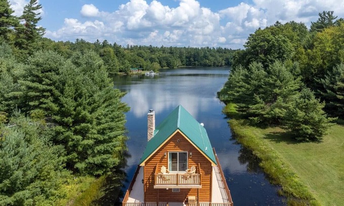 West Oneonta Cabin | Catskills Over Water Bungalow on Lake Albanese!
