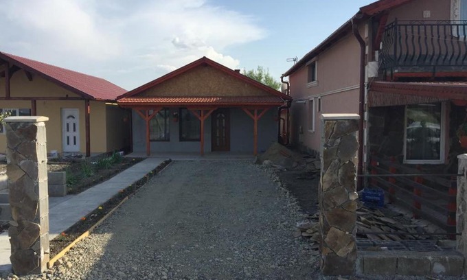 Acas House | Cazare Mihaieni Duca