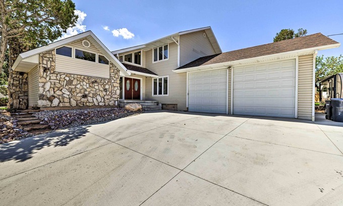 Cedar City House | Cedar City Family Home w/Game Room + Yard!