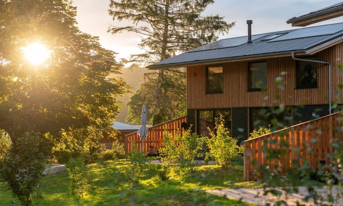 Westbrook Court Cottage | Cedar Lodge - Luxury Cottages