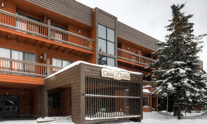 Frisco Apartment | Cedar Lodge Studio