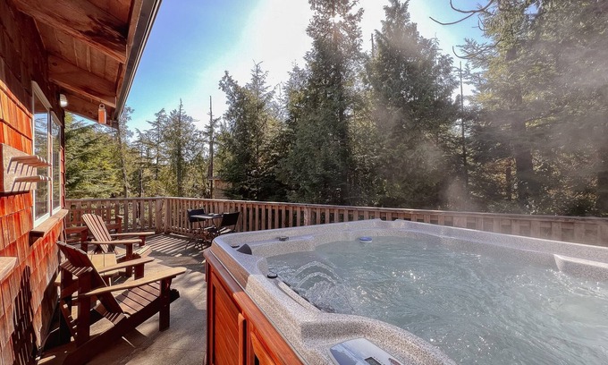Tofino House | Cedar Sands-Cox Bay, Sauna, Hot Tub, Wood Fire Pit