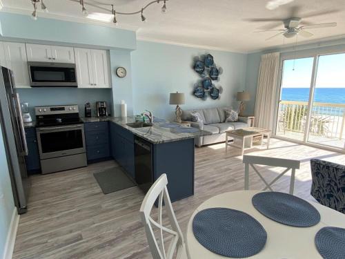 Miramar Beach Apartment | Celadon 207 beachfront 1 BR 2 BA Sleeps 6