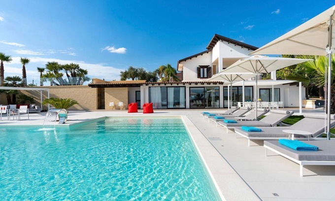 Ribera Villa | Cella Mimavi - Three Bedroom Villa, Sleeps 6