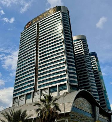 Blue Area Apartment | Centaurus Apartment Three Bed Mountain View