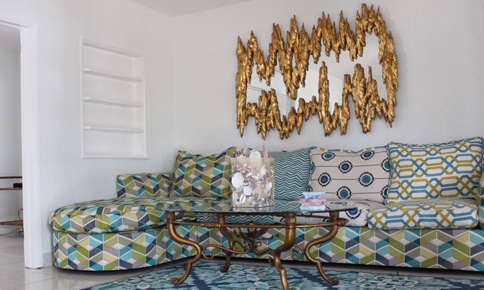 Providencia Park House | CENTER OF PARADISE FRONT HOUSE