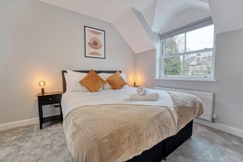 Coventry Apartment | Central and Stylish, Garden and Parking