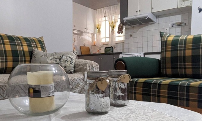 Molos-Agios Konstantinos Apartment | Central Apartment in Agios Konstantinos