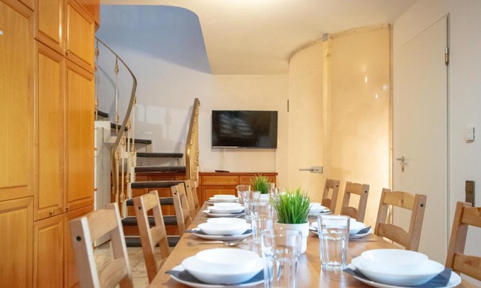 Innenstadt Apartment | Central City Villa