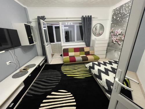 Petrosani Apartment | CENTRAL Colors Studio Petrosani